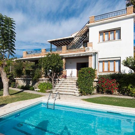 Queen Of The Ocean Villa: Stately Style House With Pool Малага Экстерьер фото