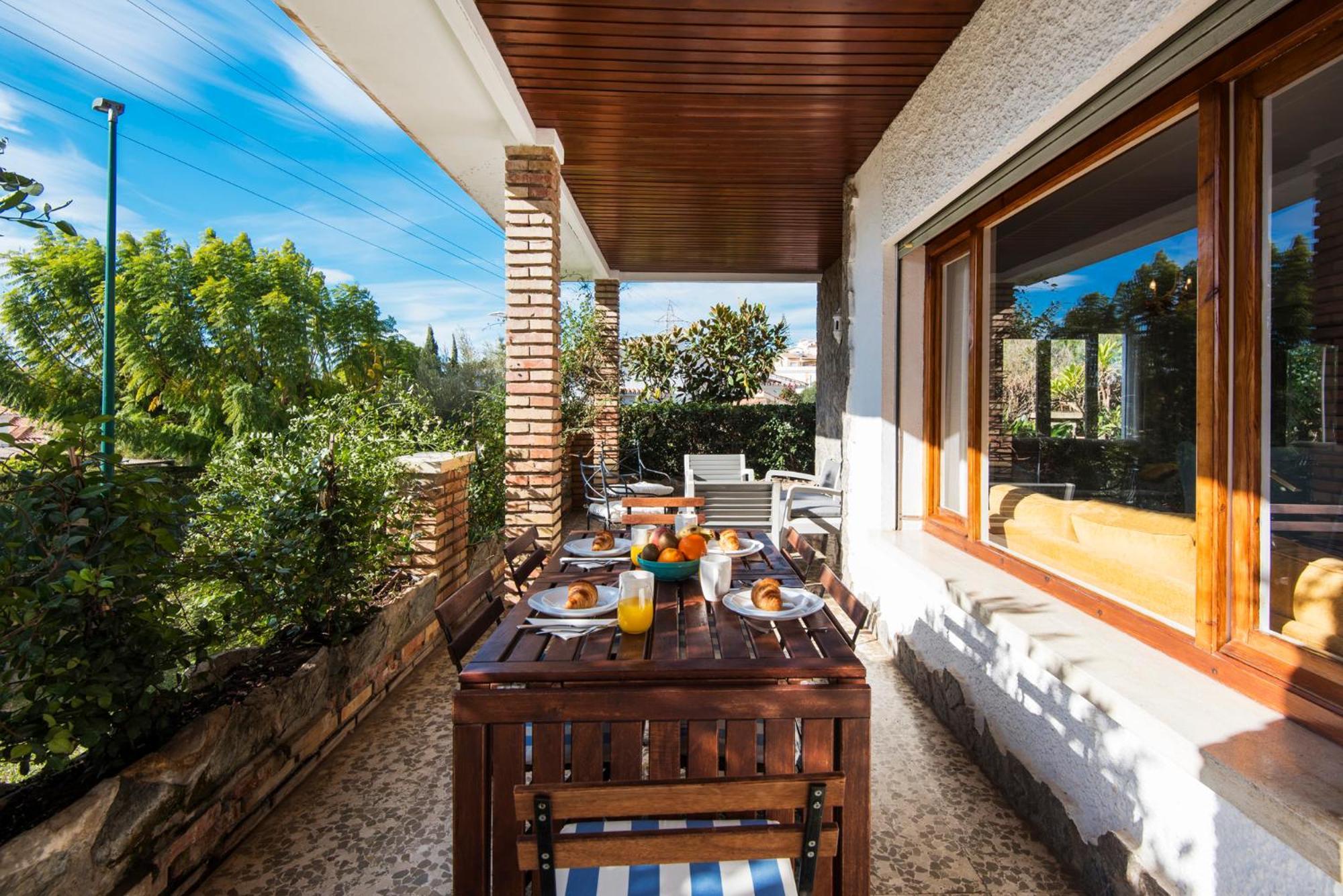 Queen Of The Ocean Villa: Stately Style House With Pool Малага Экстерьер фото